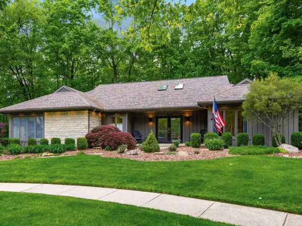 7155 Wellington Ct, Dublin, OH 43016