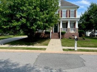 2104 Governors Pointe Dr, Suffolk, VA 23436