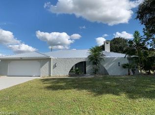 1665 Country Club Pkwy, Lehigh Acres, FL 33936