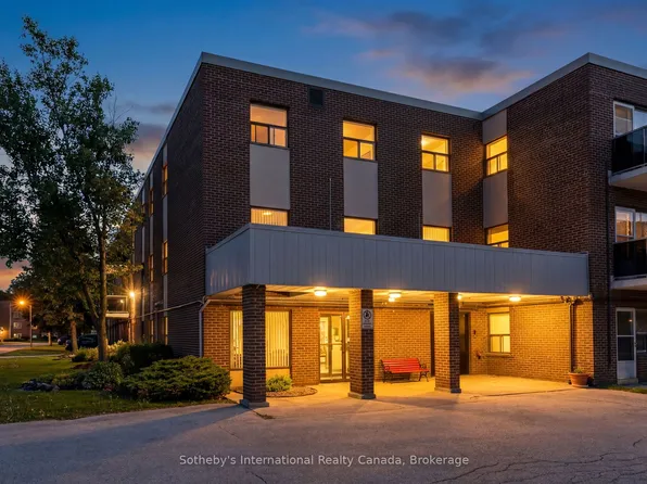 173 8th St #101, Collingwood, ON L9Y 2C9