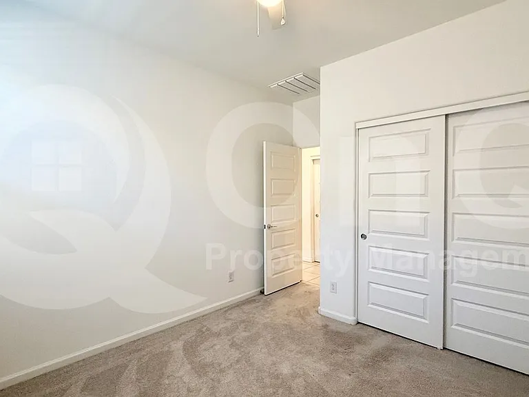 9357 W Glenrosa Ave — Photo 9