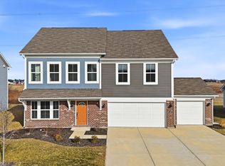 5498 Woods Pointe Dr, McCordsville, IN 46055