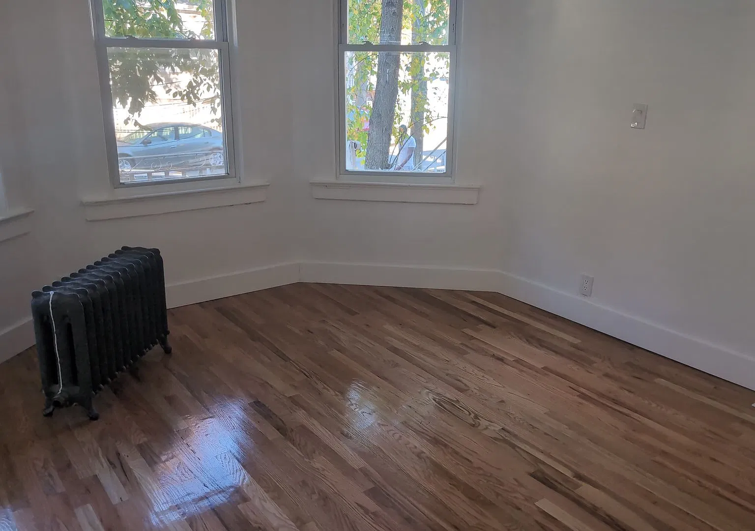 1084 Anna Street — Photo 1