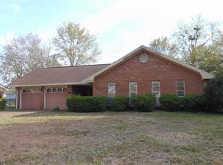 3216 Nottingham Rd, Ocean Springs, MS 39564