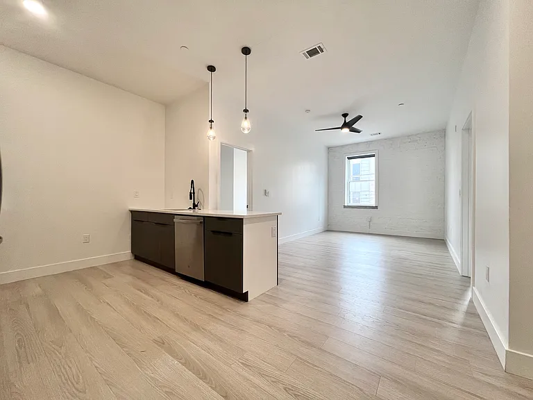 1201 Wharton St #23 — Photo 7