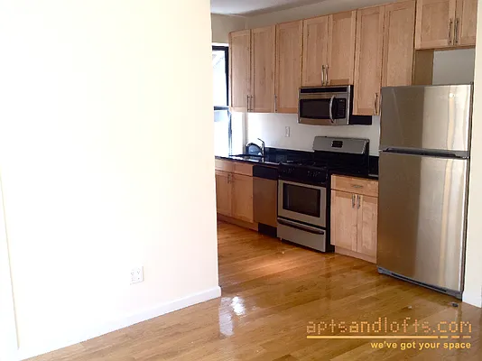 Rented by aptsandlofts.com | media 11