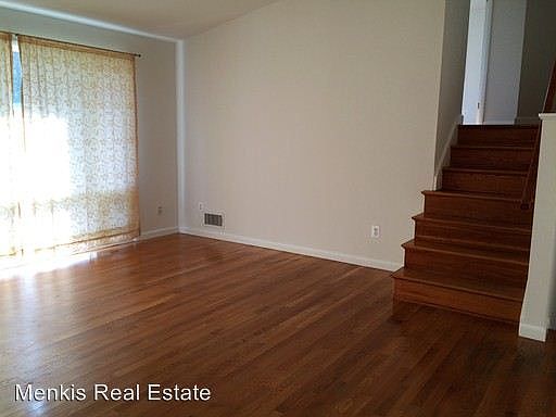 3rd image of 11407 Lund Pl