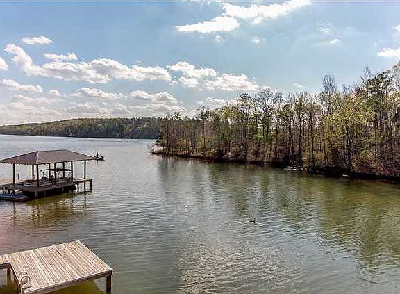 4th image of 288 Karis Dr