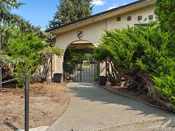 5th image of 296 Gibraltar Ct