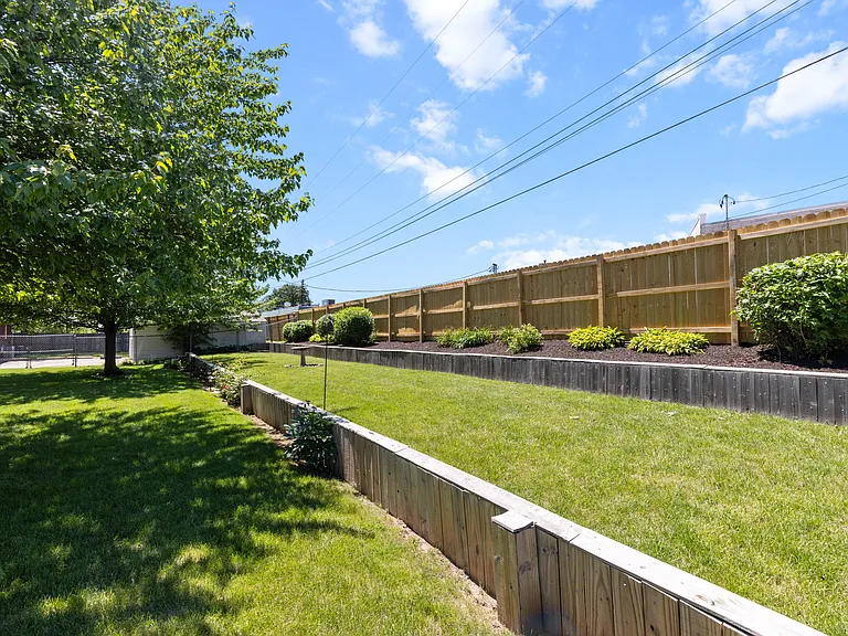 2523-2525 Holmes St #2523 — Photo 15