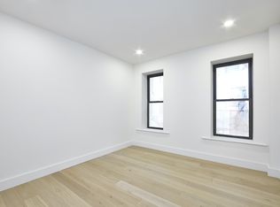 236 W 10th St #3, New York, NY 10014