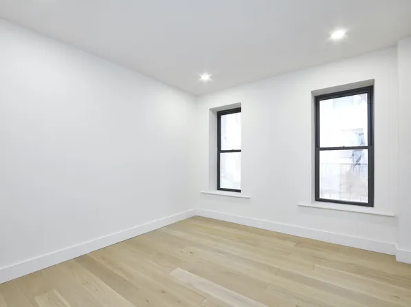 236 West 10th Street image 3 of 4