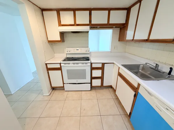4304 NW 9th Ave APT 3-3B, Deerfield Beach, FL 33064