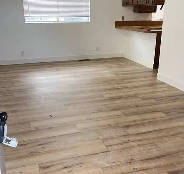 551 Dee Ave #1-4 — Photo 2