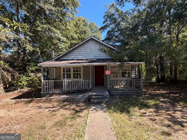 326 N 1st St, Griffin, GA 30223