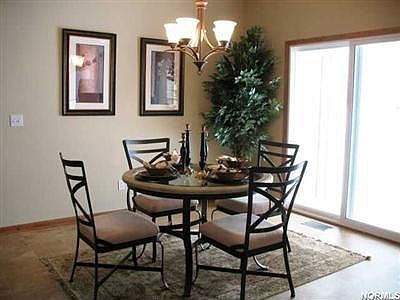 5th image of 3716 Parkside Cir