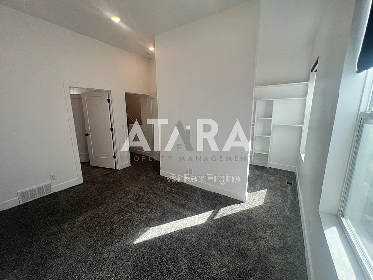 909 W Euclid Ave #3 — Photo 16