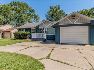 37146 Lake Shore Blvd, Eastlake, OH 44095