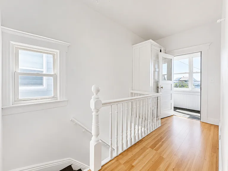 22 Harrison Ave #2 — Photo 4
