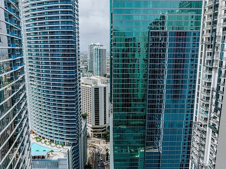 300 S Biscayne Blvd #T-3702 — Photo 20