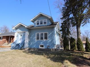 115 S Plum Grove Rd, Palatine, IL 60067