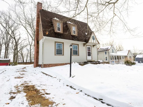 42 Oregon Avenue, East Haven, CT 06512