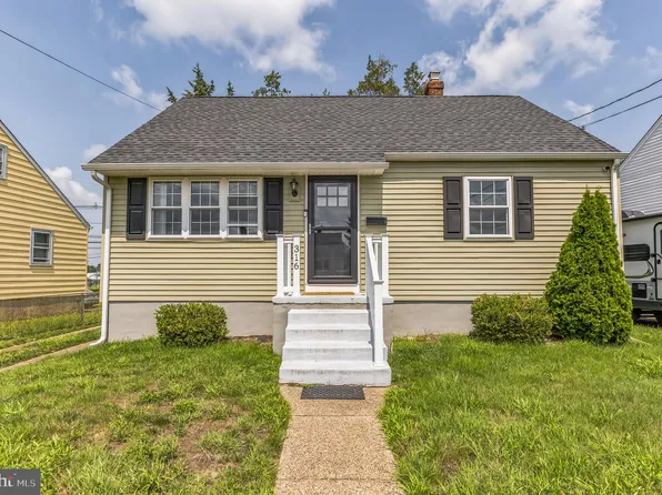 316 Salem Ave, Bellmawr, NJ 08031