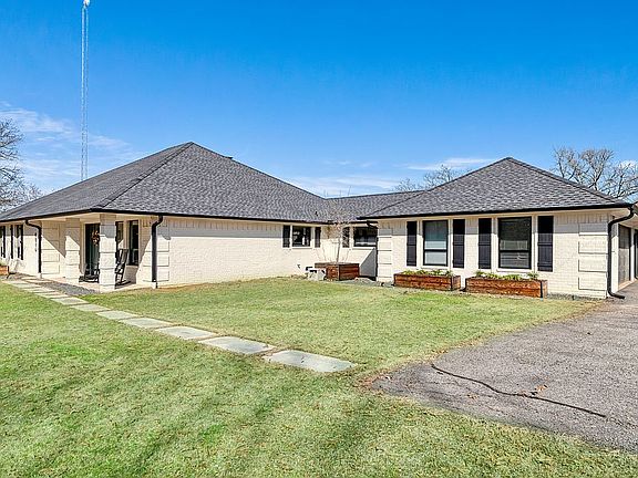 2nd image of 8016 County Road 42500