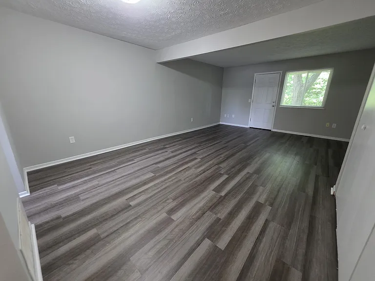 942 S Spring Rd — Photo 11