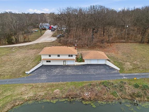 4th image of 11151 Leavenworth Rd