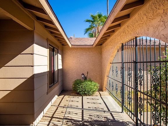 3rd image of 5312 E Janice Way