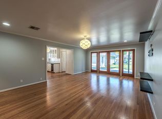 4066 Drummond St, Houston, TX 77025