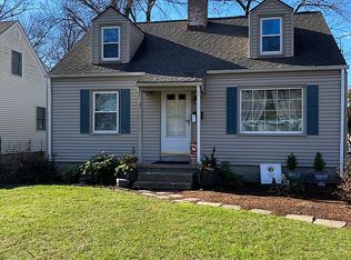 106 Mayflower Rd, Springfield, MA 01118