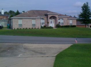 1302 Jeffrine Dr, Crestview, FL 32536