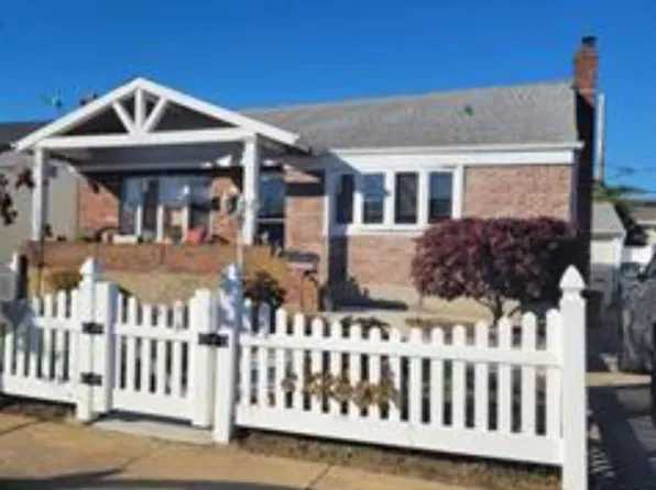 68 Howard Avenue, Freeport, NY 11520