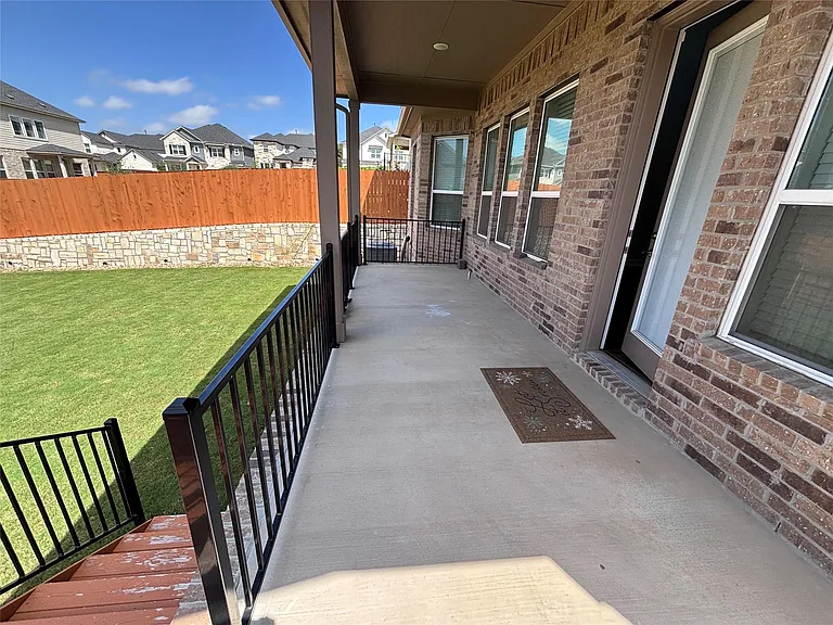 713 Coppell Ct — Photo 34