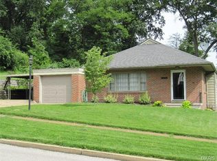 533 Darst Rd, Saint Louis, MO 63135