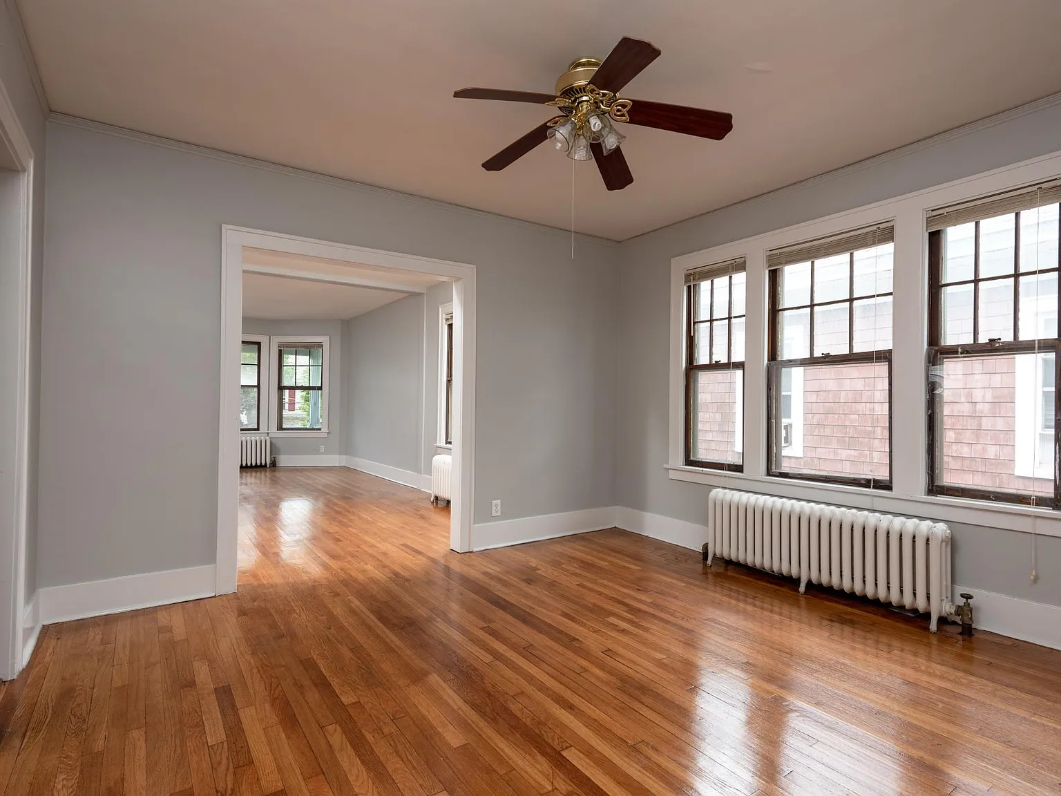 4 bed, 1400 sqft, $2,200 — Photo 1
