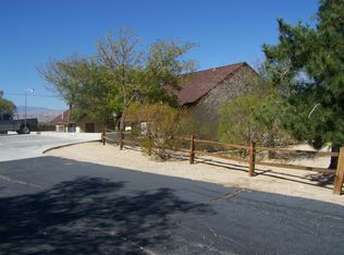 7180 Olympic Rd APT 2, Joshua Tree, CA 92252