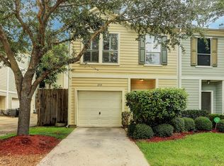 2715 Polk St, Houston, TX 77003