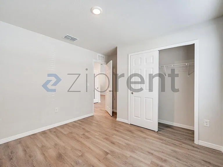 12009 Henley Ave #12009 — Photo 18