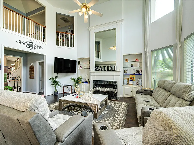 5911 Canyon Brook Ct — Photo 34