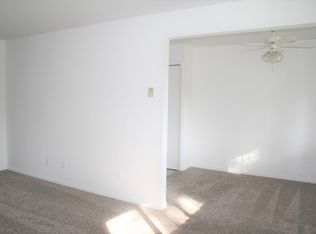 3365 Watkins Lake Rd #O4, Waterford, MI 48328