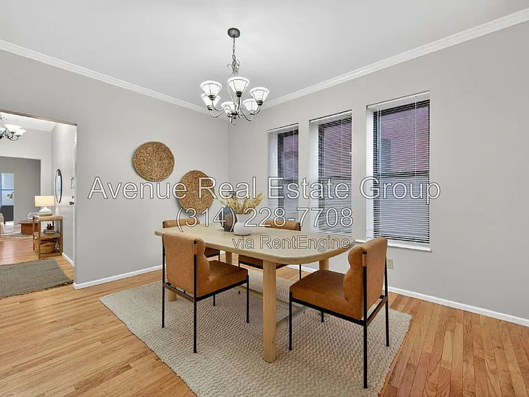 5559 Pershing Ave #1F — Photo 16