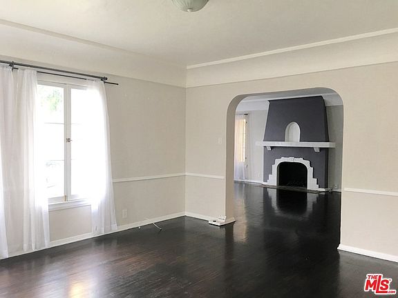5th image of 373 S Crescent Heights Blvd