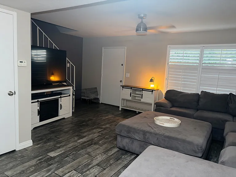 9543 Cottonwood Ave #C — Photo 17