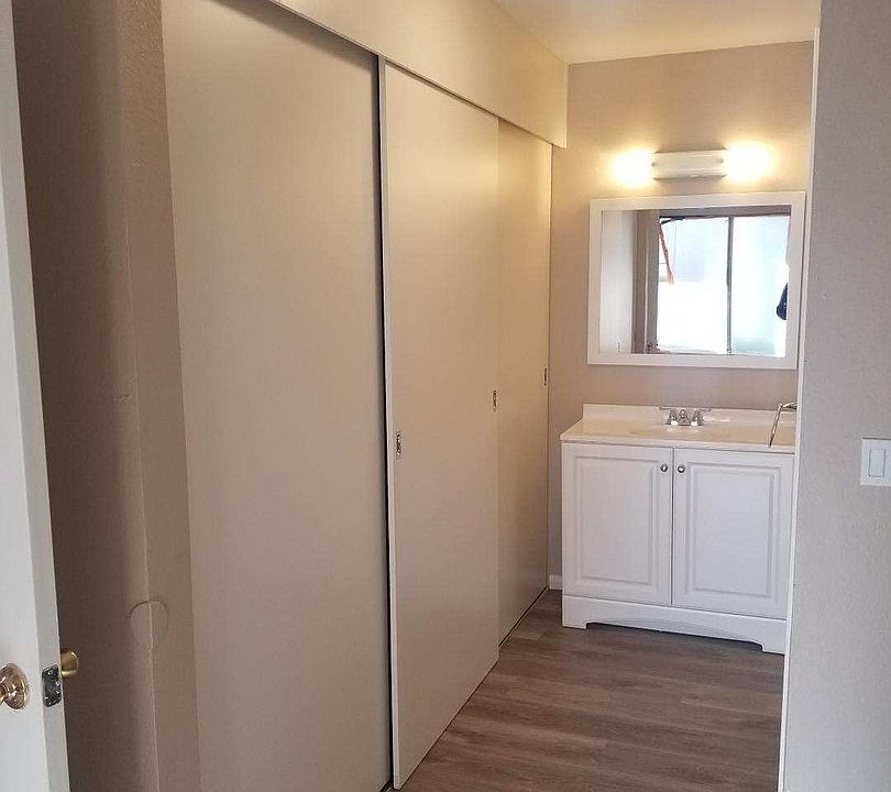 2nd image of 8441 Westmore Rd APT 117