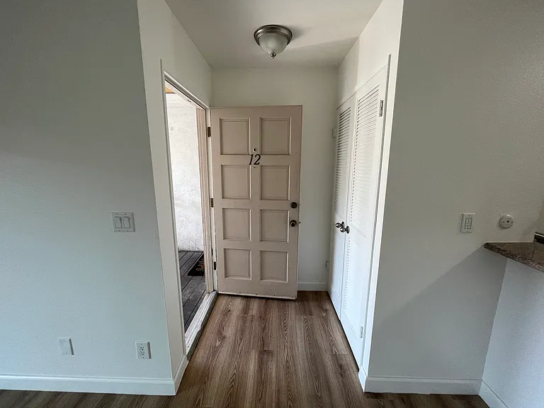 2511 W Sunflower Ave #T12 — Photo 1