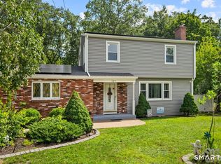 127 Rowland Dr, East Hartford, CT 06118