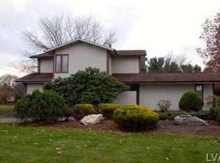 5437 Curtis Dr, Schnecksville, PA